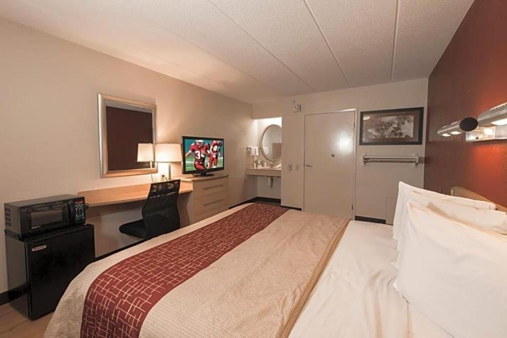 Red Roof Inn Houston - Westchase Exterior photo